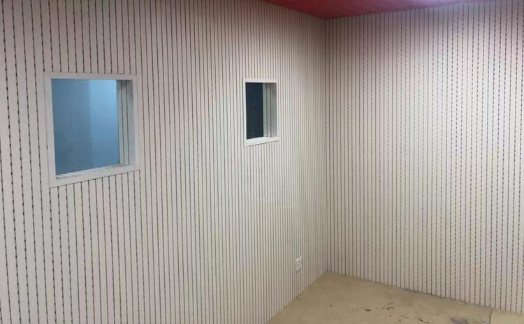 江蘇揚(yáng)州琴房槽木吸音板聲學(xué)工程